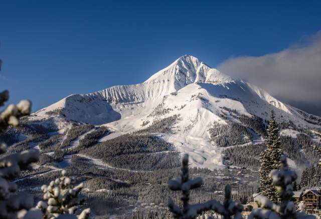 picture of lone moutainn peak in big sky montana